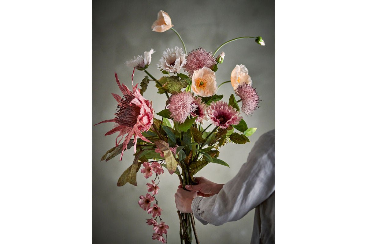 Künstlicher Blumenstrauß Himeko – Üppige Blüten in zarten Rosétönen