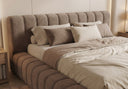 Designer Polsterbett Ivo in Samt – Sand